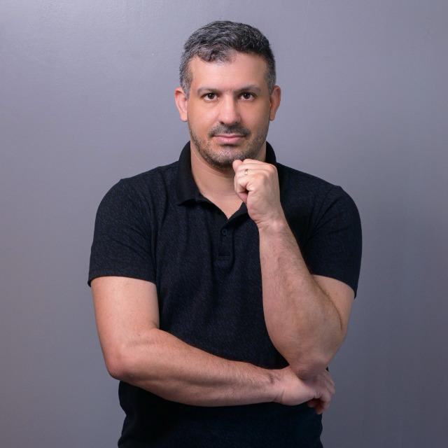 Simon Queiroz - Growth Marketing Expert and Media Buyer